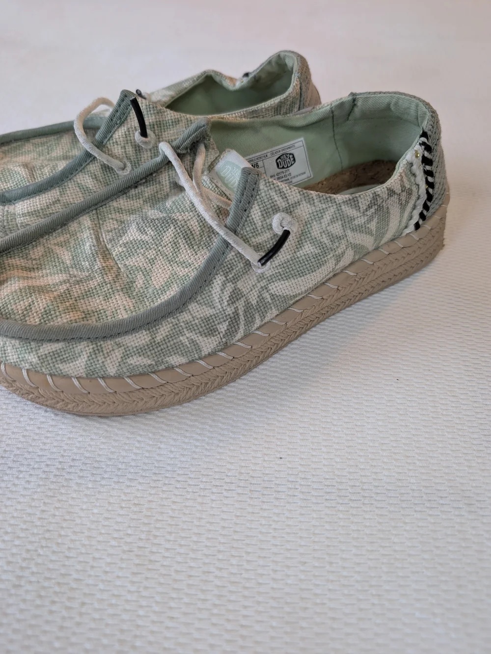 HEYDUDE Wendy Espadrille Retro Palm Celadon Green Shoes Women’s Size 6